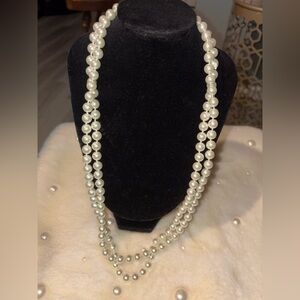 Vintage Long Elegant Pearl Necklace
